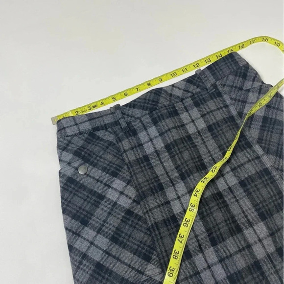 Eddie Bauer Mini Plaid Retro Wool Blend Y2K Skirt
Size P2 - Picture 9 of 9